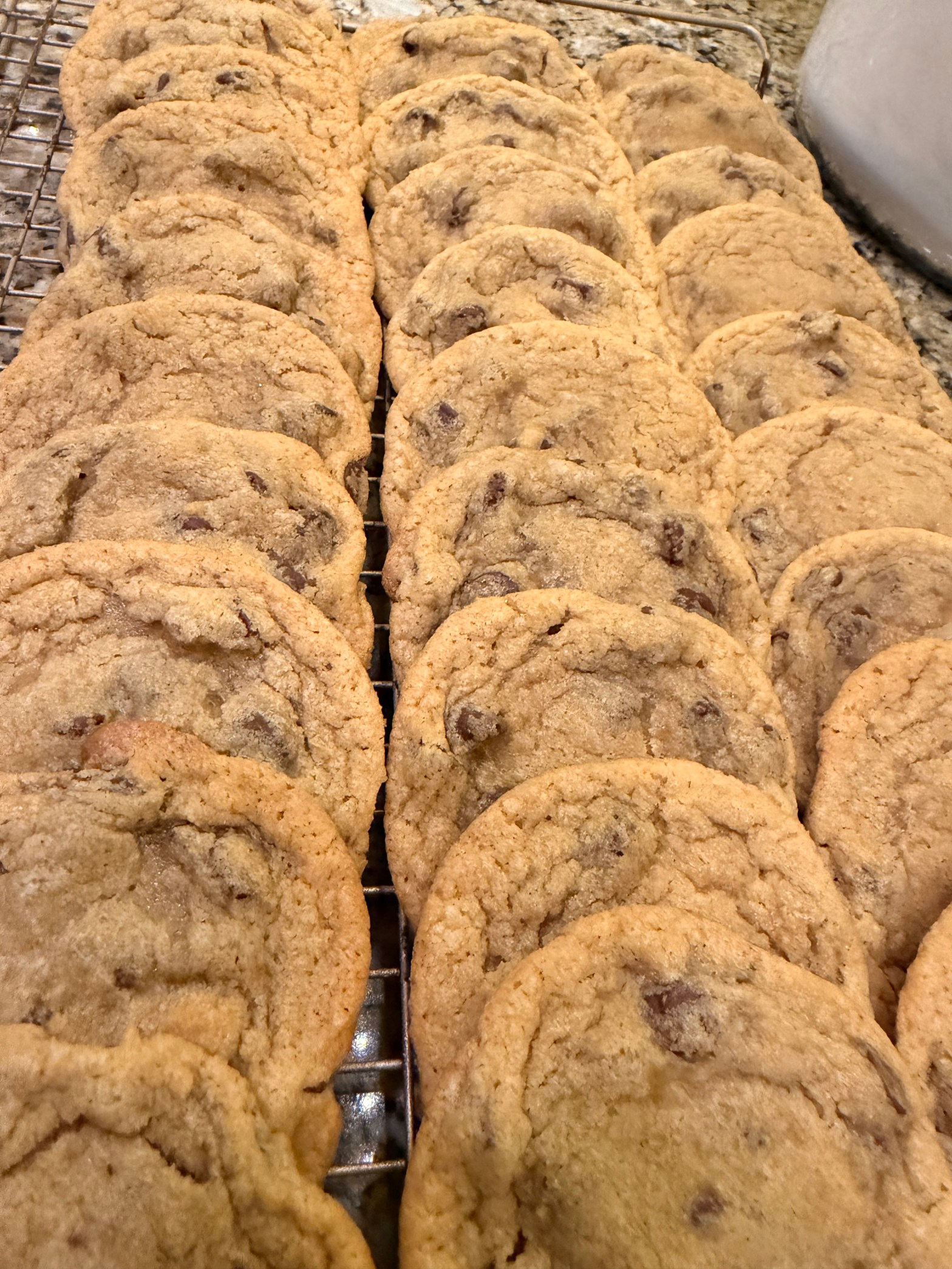 Malted milk dark chocolate chip&nbsp;cookies